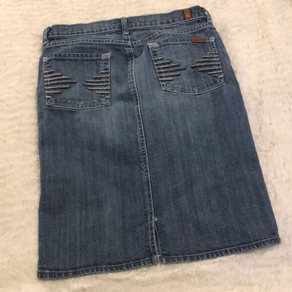 Cute Seven for all mankind skirt - Picture 4 of 8